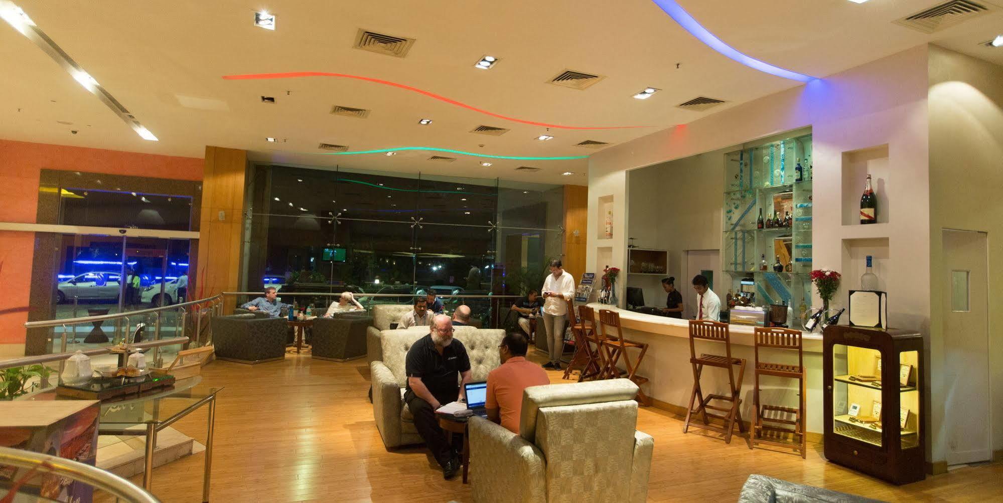 大法官法庭酒店 班加罗尔 外观 照片